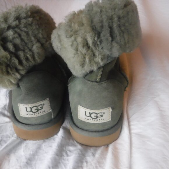 Green Ugg Winter boots Womens Size 6 Pre OWned - Picture 9 of 10